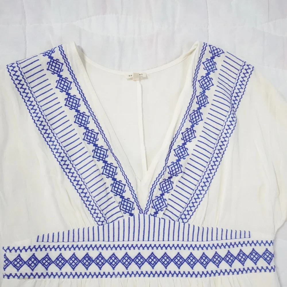 En Creme White Blue Embroidered V Neck Tiered Mini Dress S Resort‎ Beach Greek
